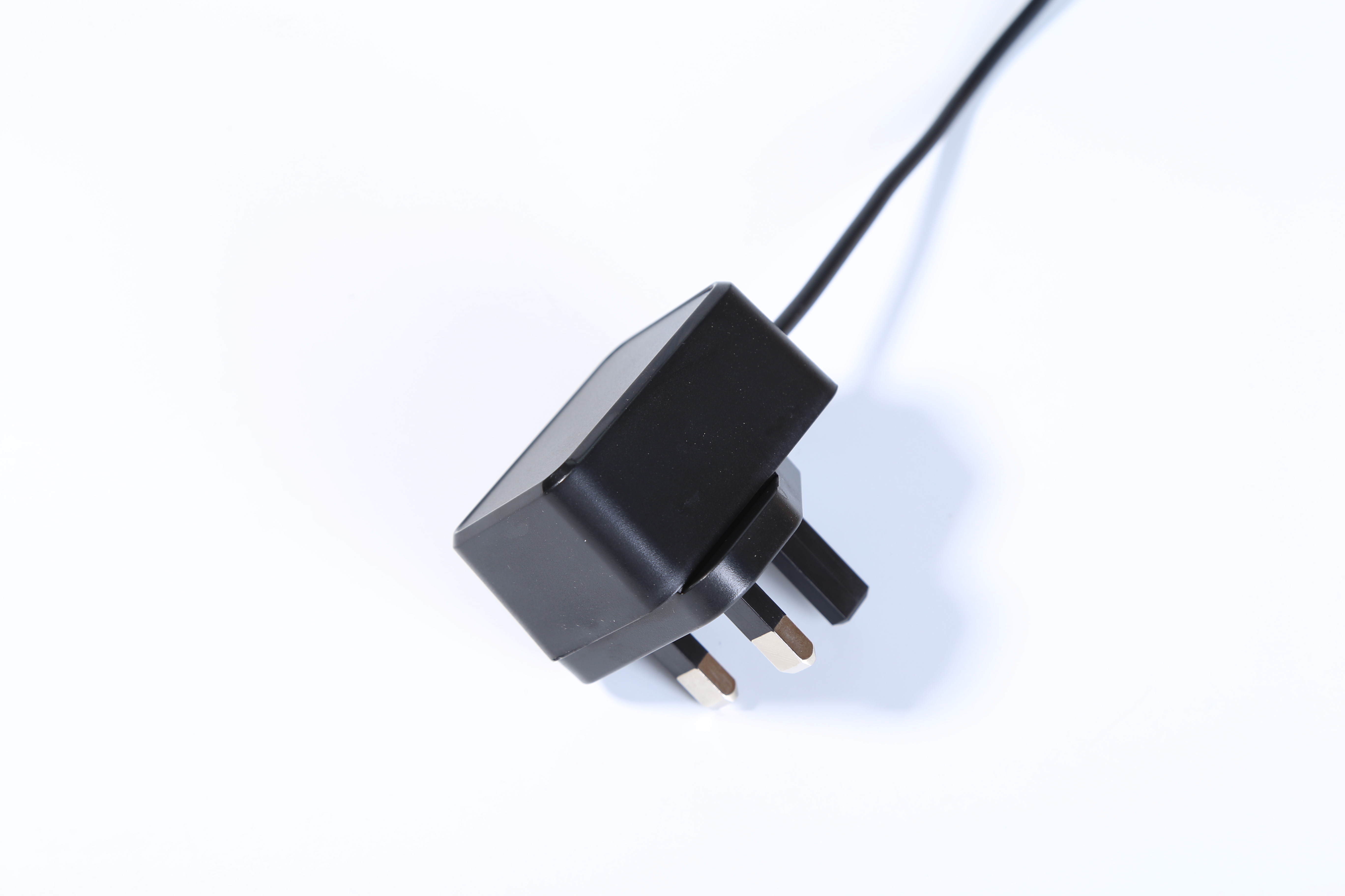 mx15w系列5v2a新加坡電源適配器 Safety認證
