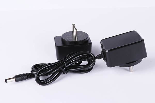 MX15w系列5v2a印度規(guī)電源適配器 bis認(rèn)證