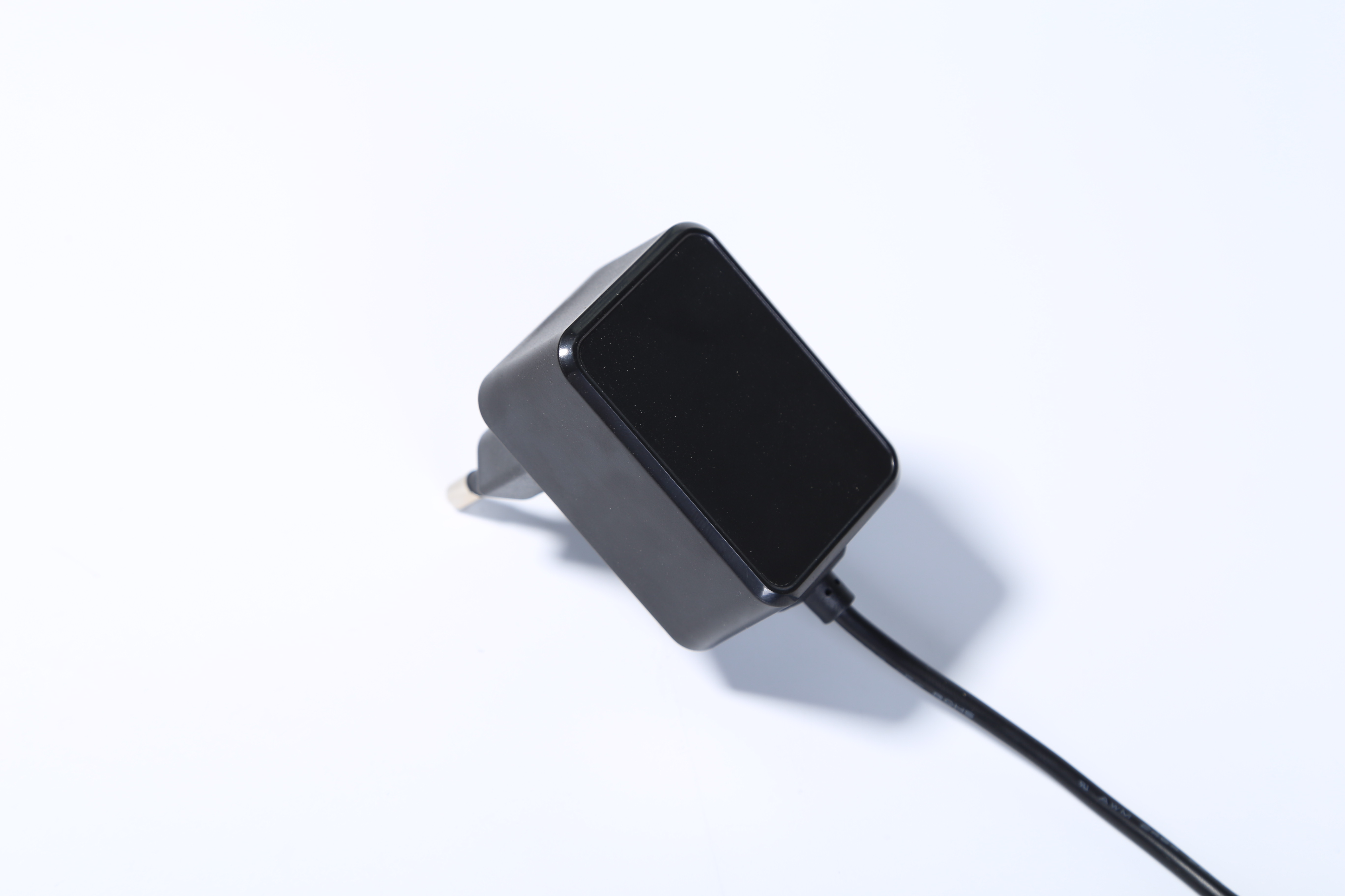 14V1A 13.5V1A充電器過UL KC BS PSE 認證